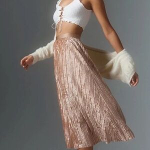 NWT Beyond Yoga Uptown Velvet Skirt